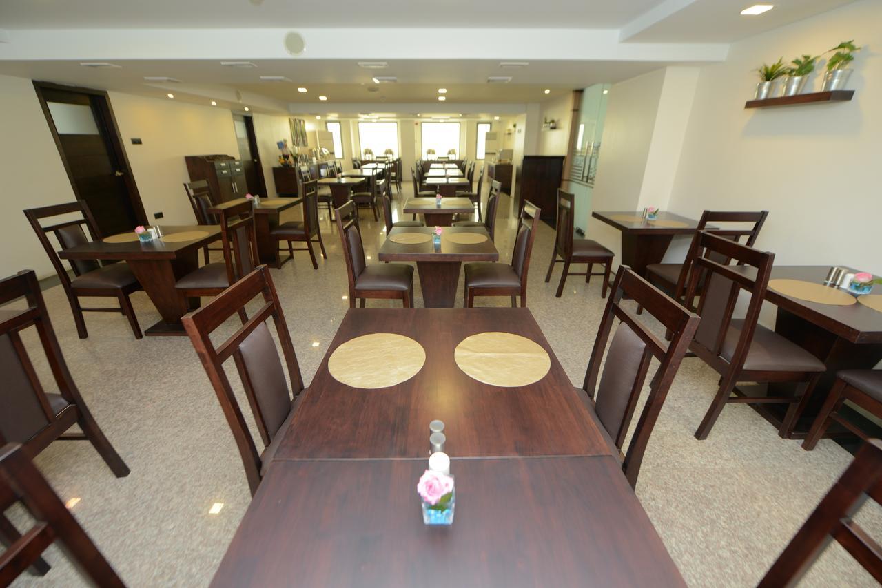 Hotel Lexus Yangon Exterior foto