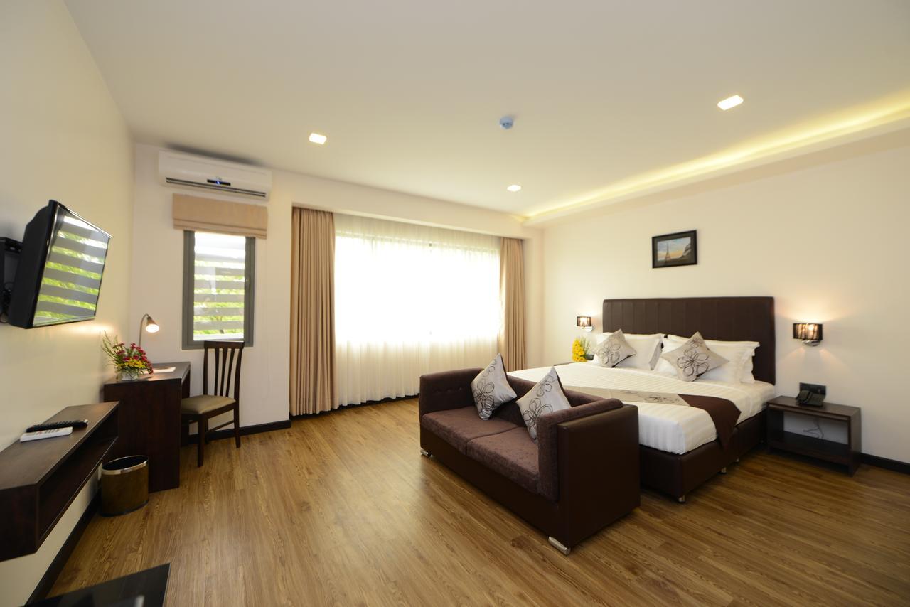 Hotel Lexus Yangon Exterior foto
